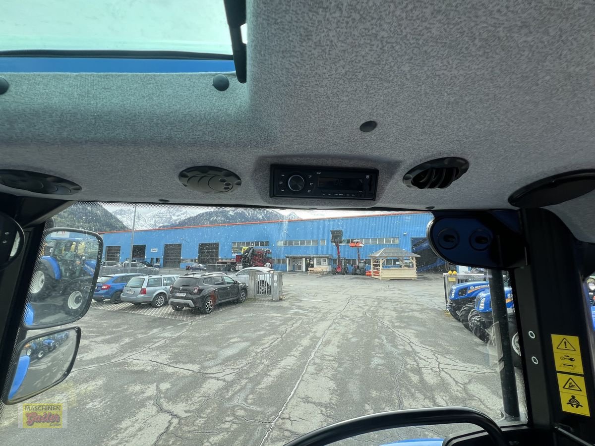 Traktor des Typs New Holland T5.90S, Neumaschine in Kötschach (Bild 17)