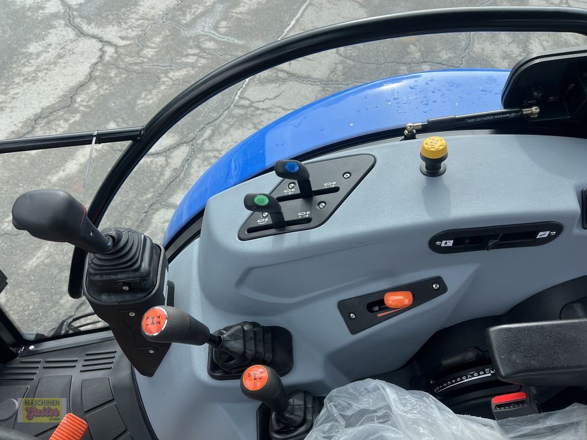 Traktor des Typs New Holland T5.90S, Neumaschine in Kötschach (Bild 16)