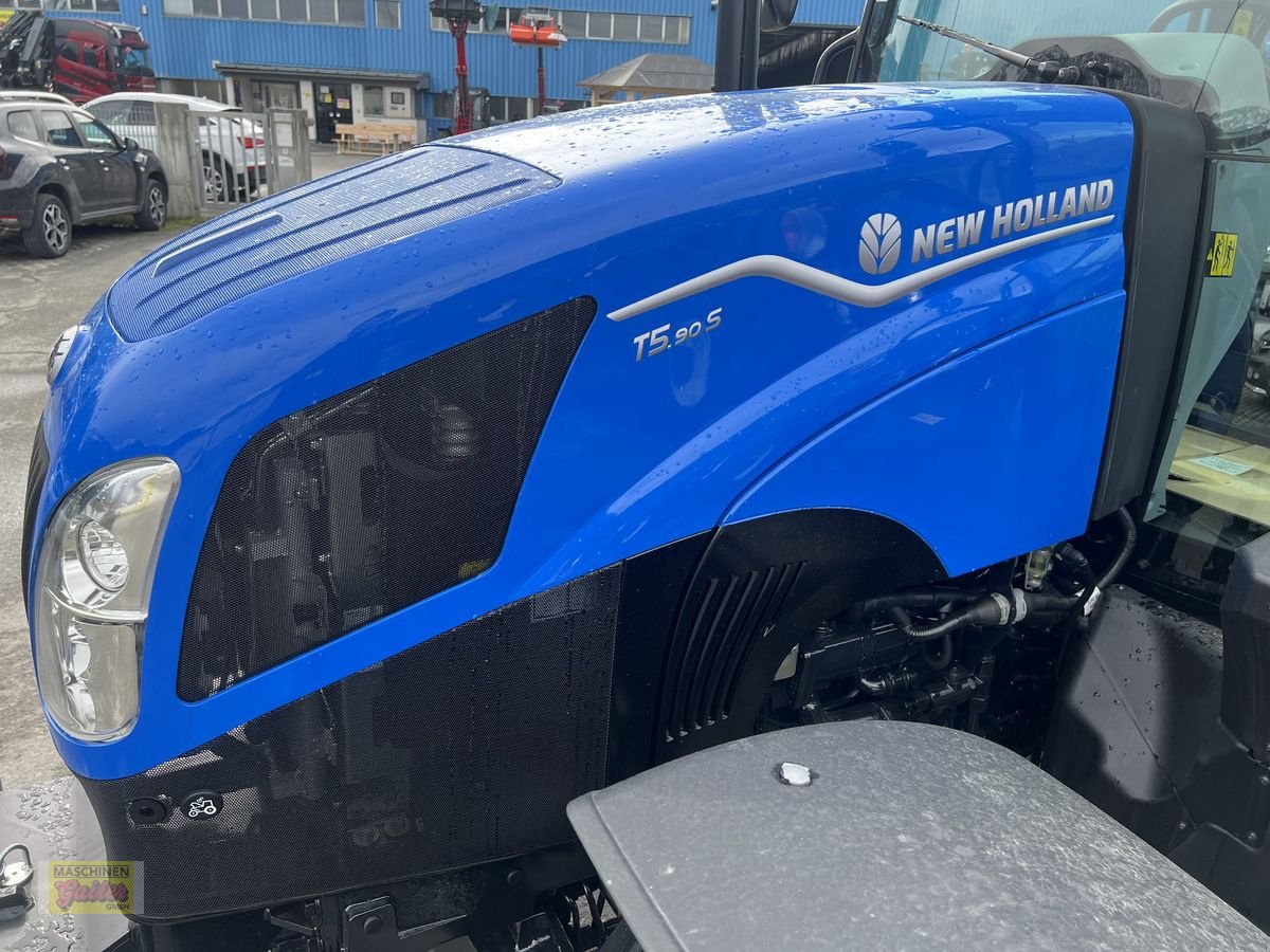 Traktor des Typs New Holland T5.90S, Neumaschine in Kötschach (Bild 10)