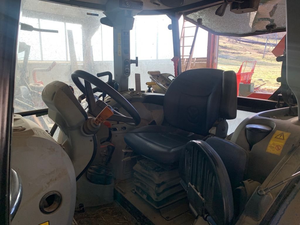 Traktor typu New Holland T5.95 T4i, Gebrauchtmaschine v ORLEIX (Obrázek 5)