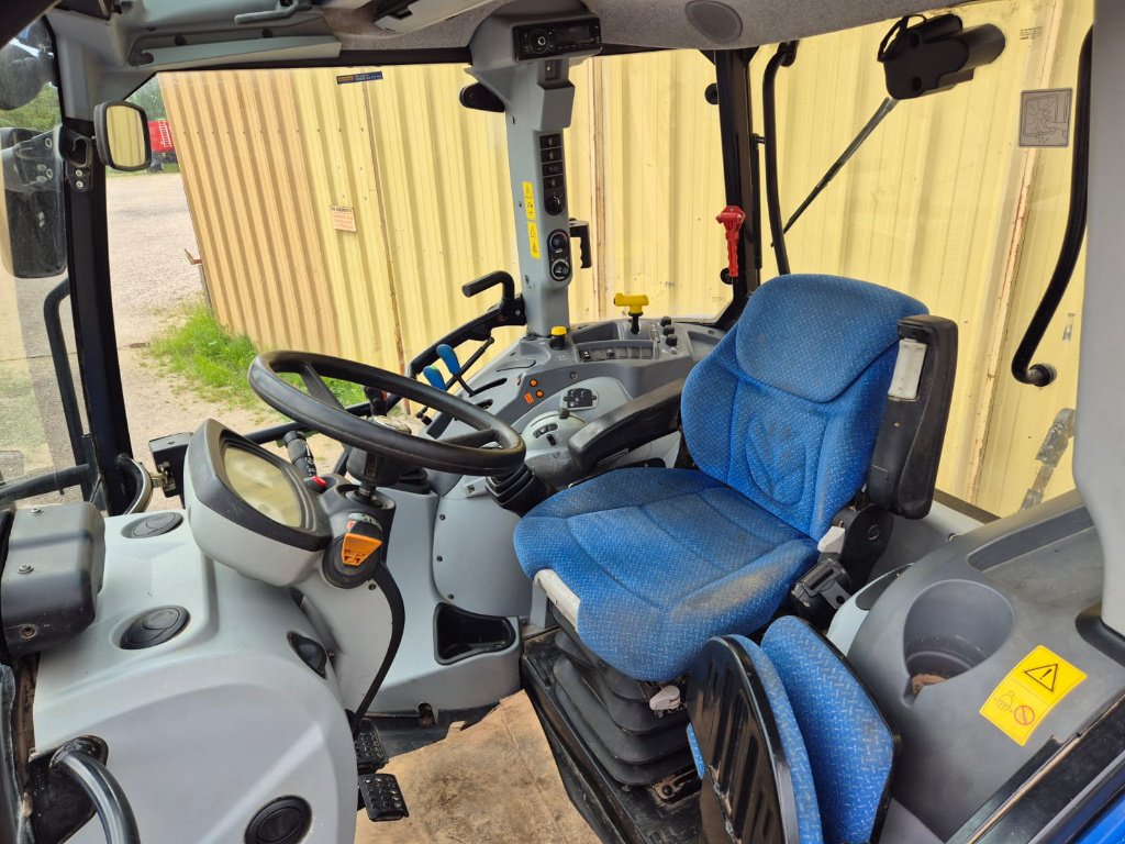 Traktor типа New Holland T5.95, Gebrauchtmaschine в MANDRES-SUR-VAIR (Фотография 9)