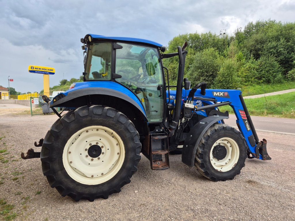 Traktor типа New Holland T5.95, Gebrauchtmaschine в MANDRES-SUR-VAIR (Фотография 3)