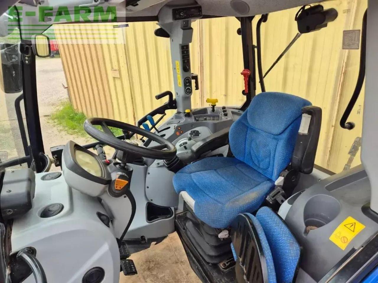 Traktor typu New Holland t5.95, Gebrauchtmaschine v CHAUVONCOURT (Obrázek 9)