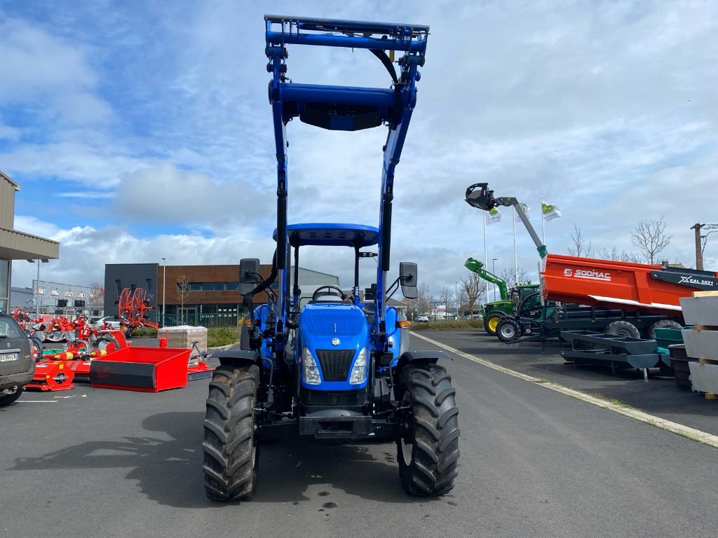 Traktor of the type New Holland T5.95, Gebrauchtmaschine in SAINT FLOUR (Picture 5)