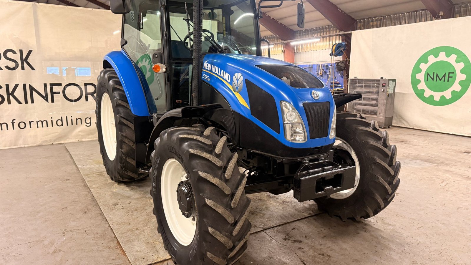 Traktor от тип New Holland T5.95, Gebrauchtmaschine в Ølen (Снимка 9)