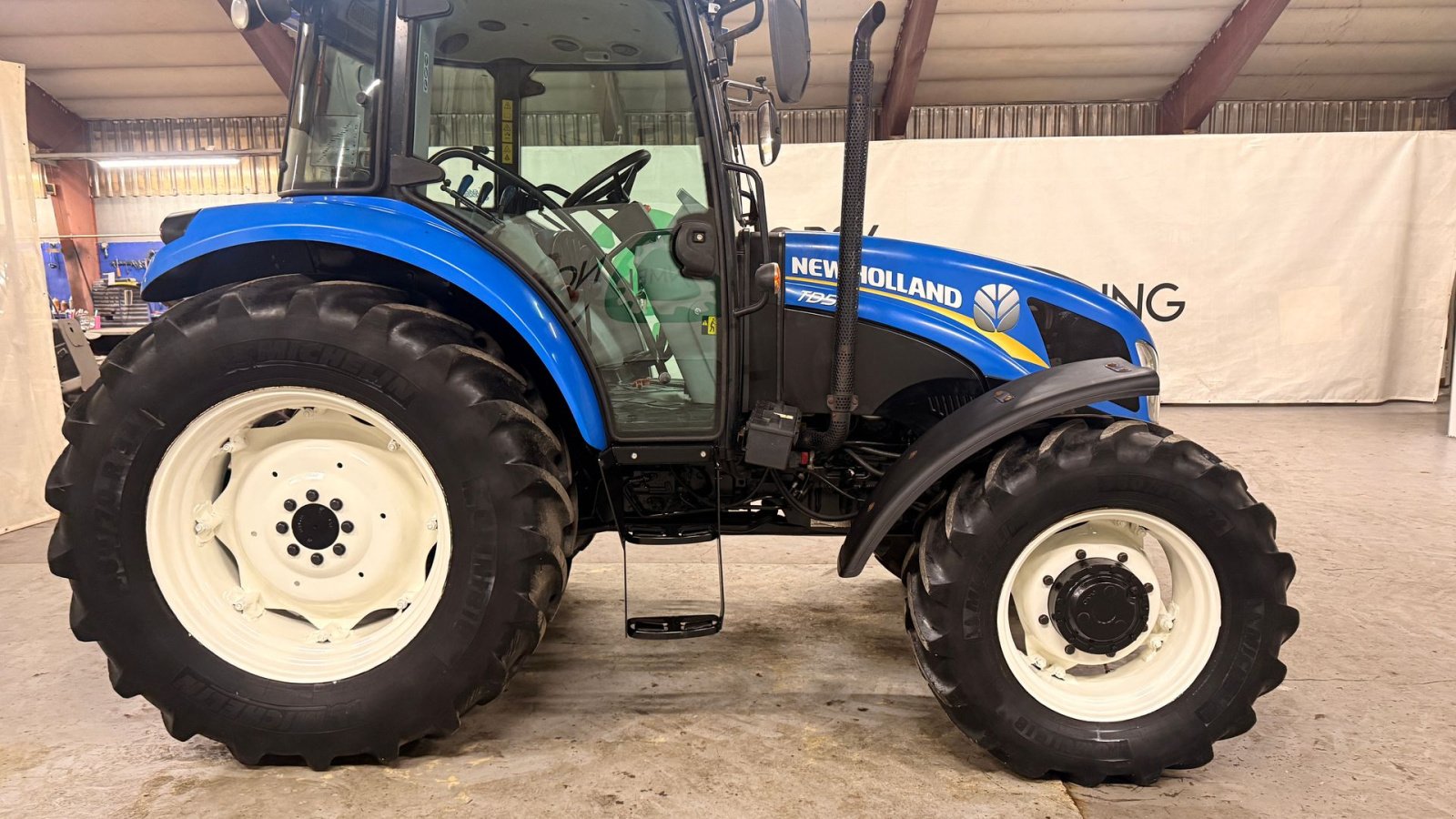 Traktor от тип New Holland T5.95, Gebrauchtmaschine в Ølen (Снимка 8)