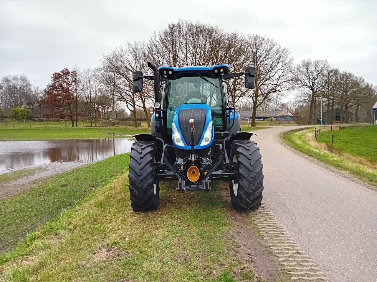 Traktor del tipo New Holland T6 .145, Gebrauchtmaschine In Dalfsen (Immagine 8)