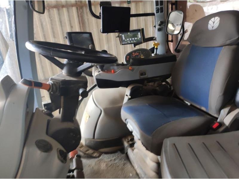 Traktor typu New Holland T6-145AC, Gebrauchtmaschine v ANTIGNY (Obrázok 6)