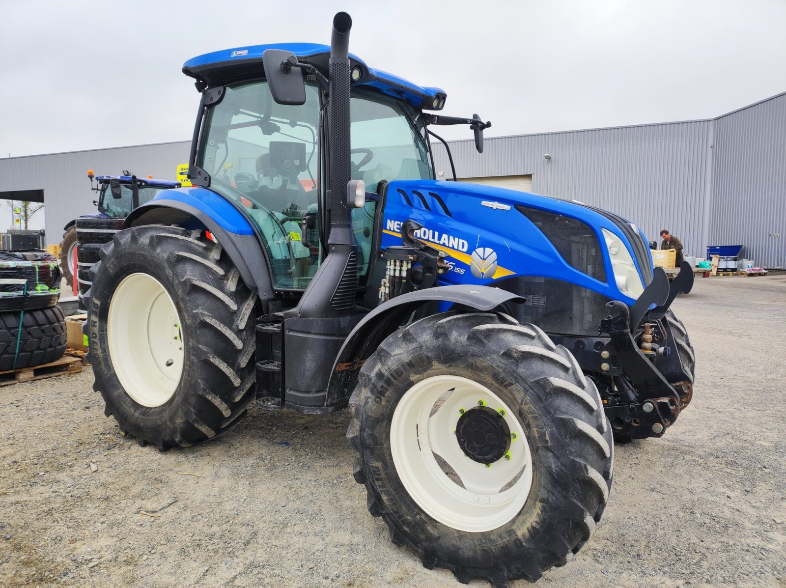 Traktor типа New Holland T6 155 AC, Gebrauchtmaschine в Laval (Фотография 1)