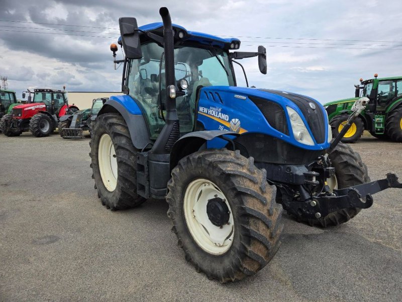 Traktor van het type New Holland T.6 155 DC, Gebrauchtmaschine in MAYENNE (Foto 1)