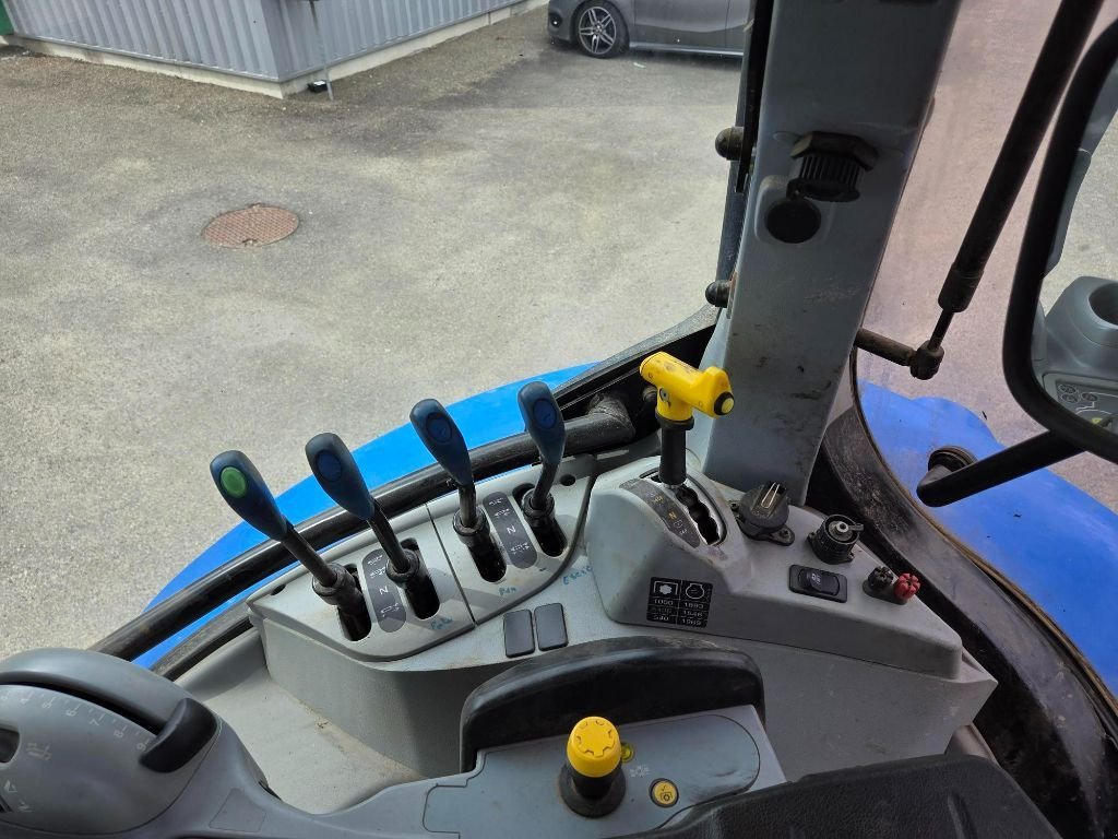 Traktor του τύπου New Holland T.6 155 DC, Gebrauchtmaschine σε MAYENNE (Φωτογραφία 10)