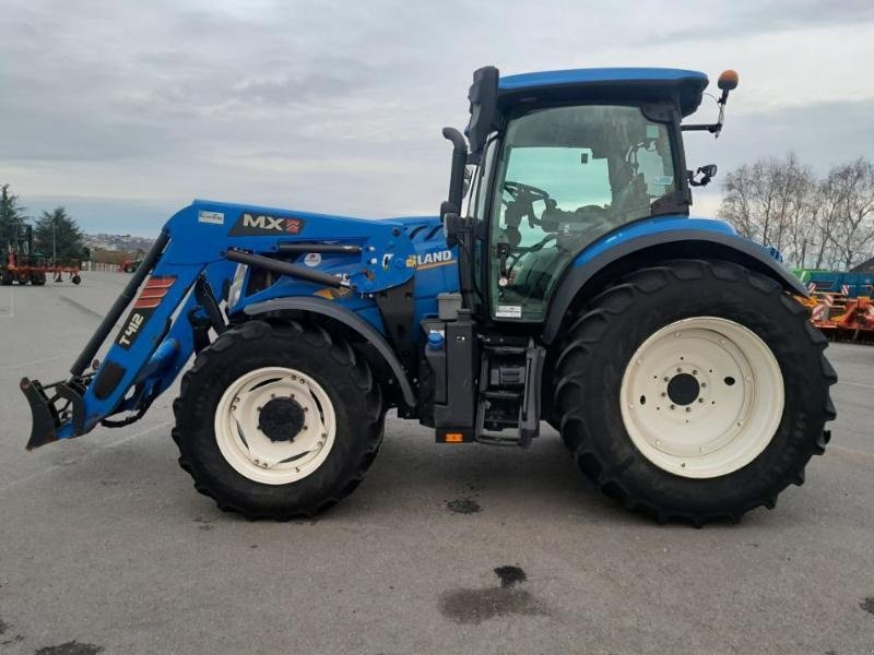 Traktor of the type New Holland T6-155DY, Gebrauchtmaschine in ANTIGNY (Picture 9)