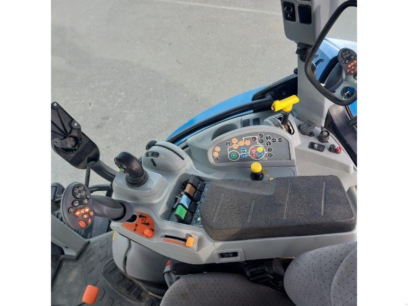 Traktor of the type New Holland T6-155DY, Gebrauchtmaschine in ANTIGNY (Picture 11)