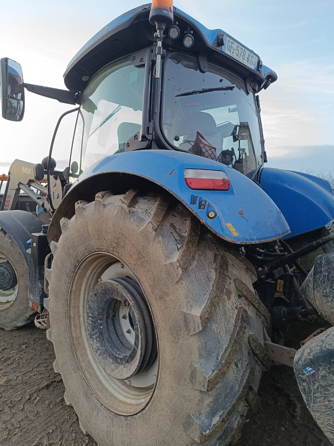 Traktor типа New Holland T6 180 DYNAMIC CDE, Gebrauchtmaschine в Le Horps (Фотография 3)