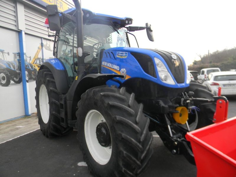 Traktor of the type New Holland T6 180 EC, Gebrauchtmaschine in ENNEZAT (Picture 1)