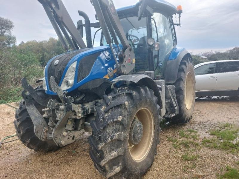 Traktor typu New Holland T6-180E, Gebrauchtmaschine v CHAUMONT (Obrázek 5)