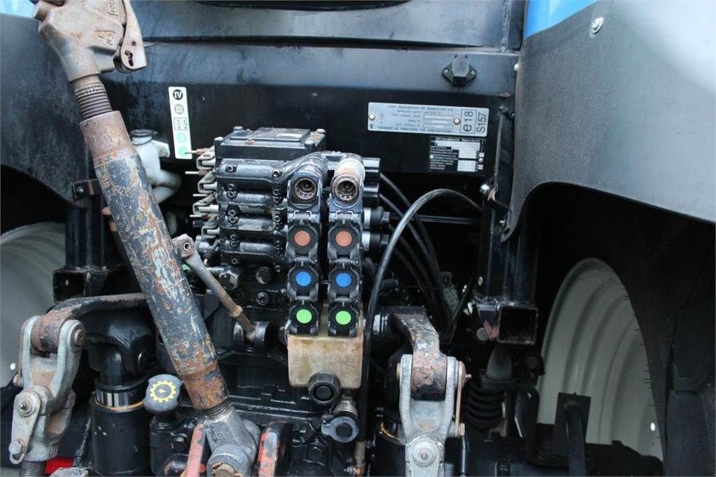 Traktor van het type New Holland T6010 Plus, Gebrauchtmaschine in Bant (Foto 8)