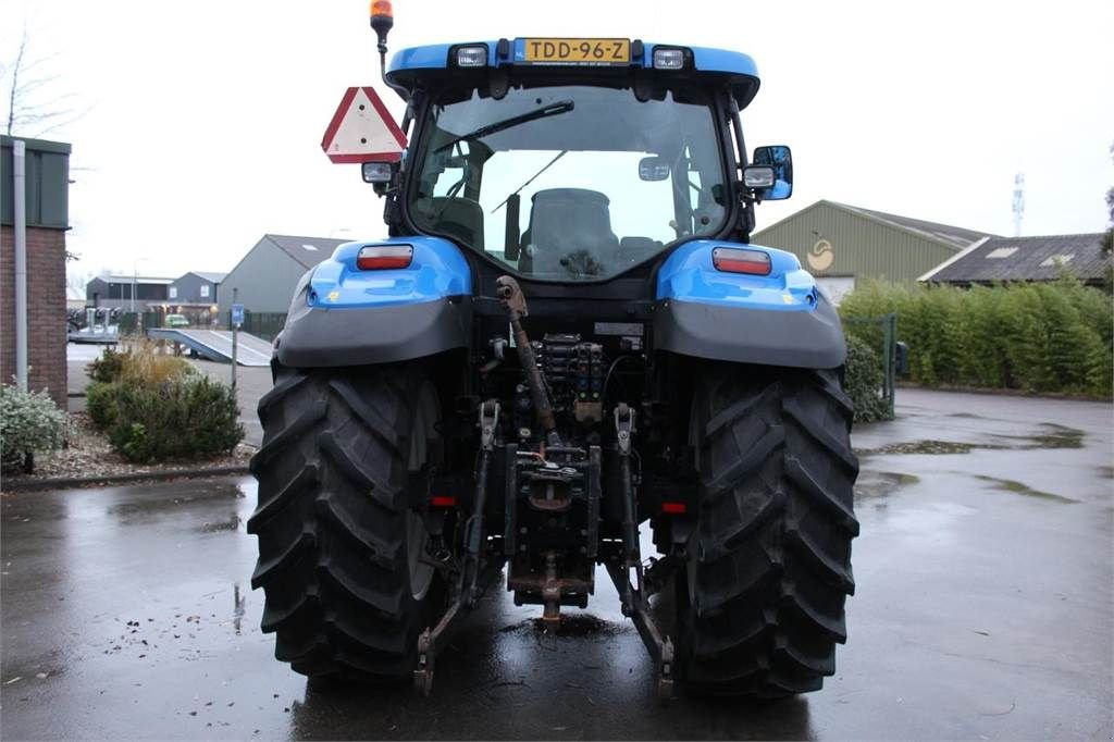 Traktor van het type New Holland T6010 Plus, Gebrauchtmaschine in Bant (Foto 5)