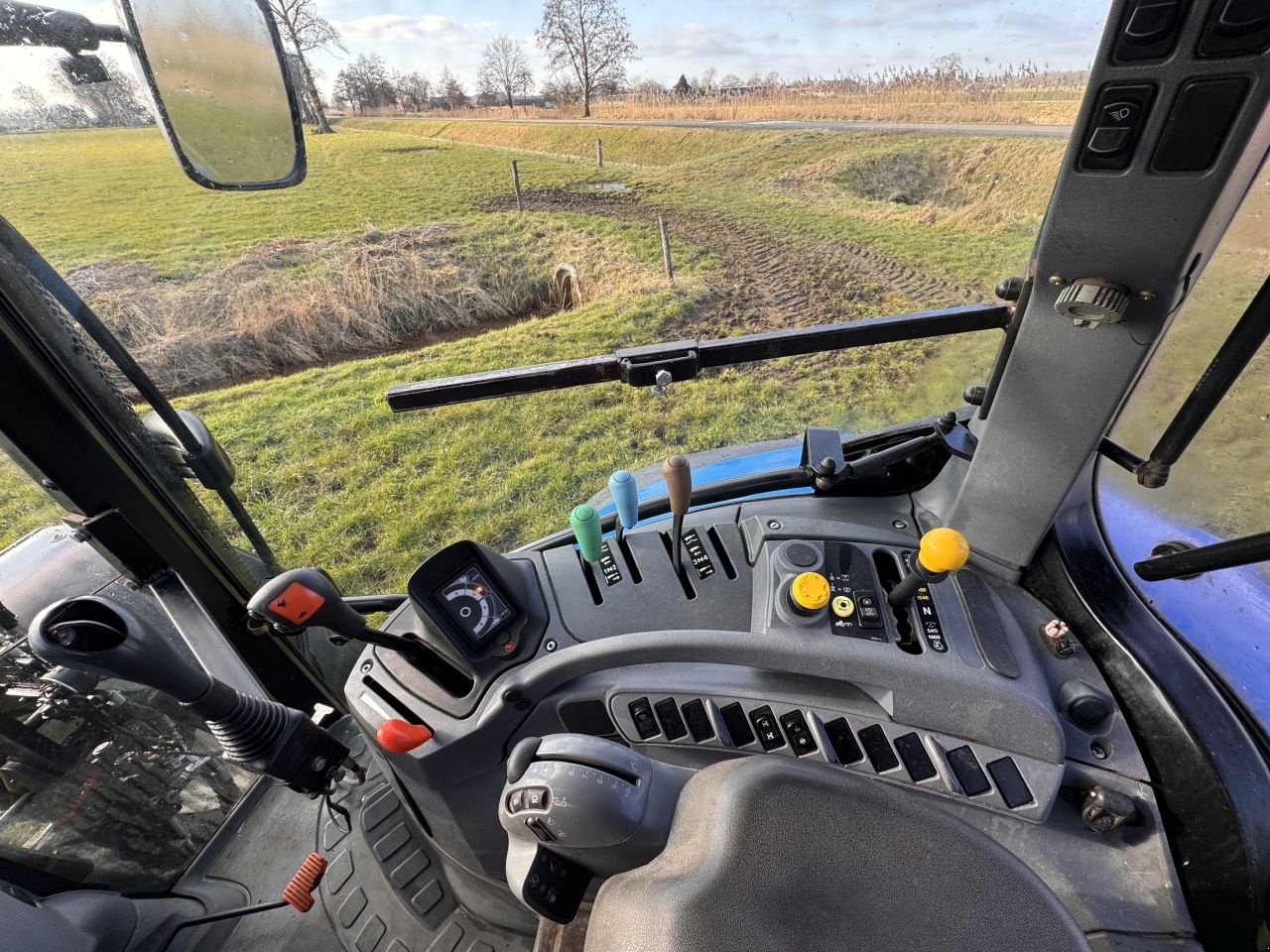 Traktor του τύπου New Holland T6010, Gebrauchtmaschine σε Hellendoorn (Φωτογραφία 10)