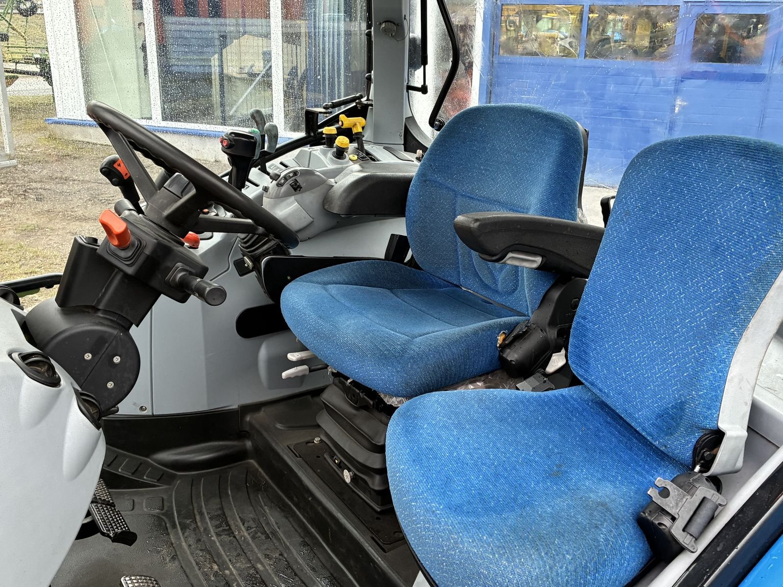 Traktor типа New Holland T6020 Delta, Gebrauchtmaschine в Villach (Фотография 5)