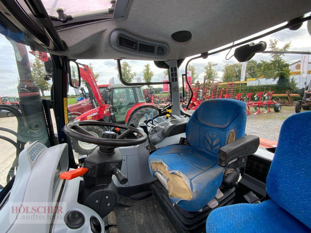 Traktor des Typs New Holland T6020 Elite, Gebrauchtmaschine in Warendorf (Bild 2)