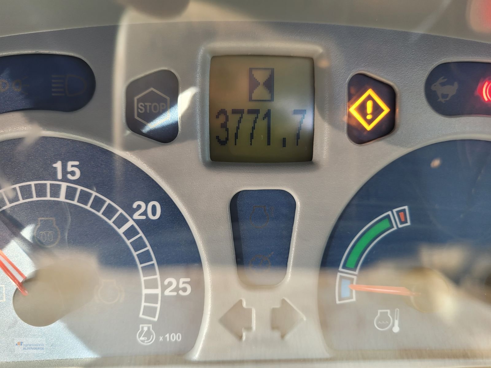 Traktor του τύπου New Holland T6020 Elite, Gebrauchtmaschine σε Altenberge (Φωτογραφία 8)