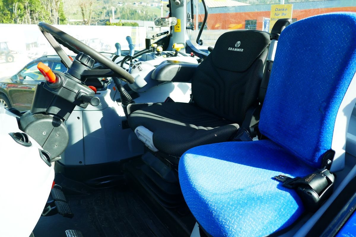 Traktor des Typs New Holland T6020 Elite, Gebrauchtmaschine in Villach (Bild 10)