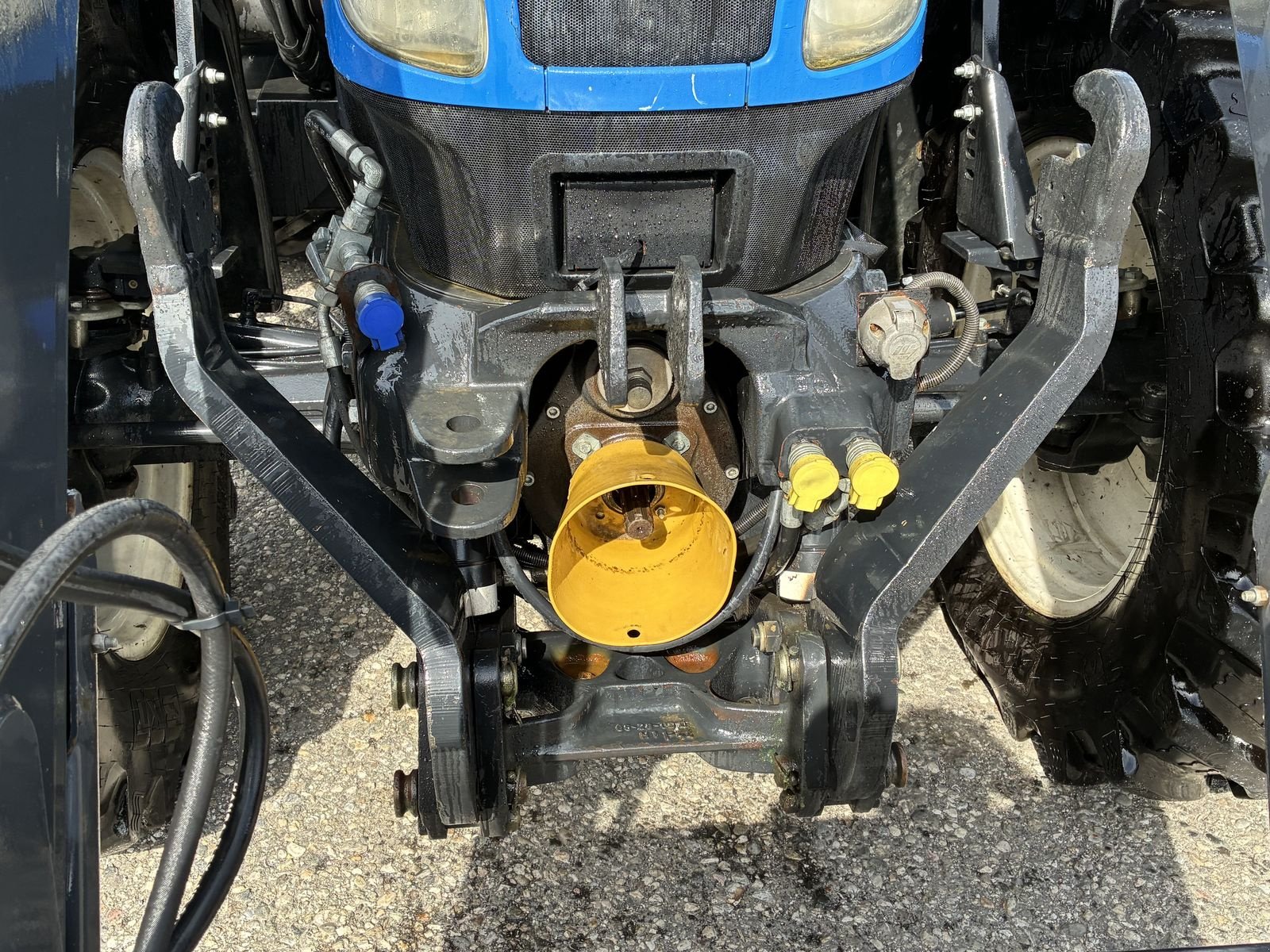 Traktor типа New Holland T6020 Elite, Gebrauchtmaschine в Villach (Фотография 4)