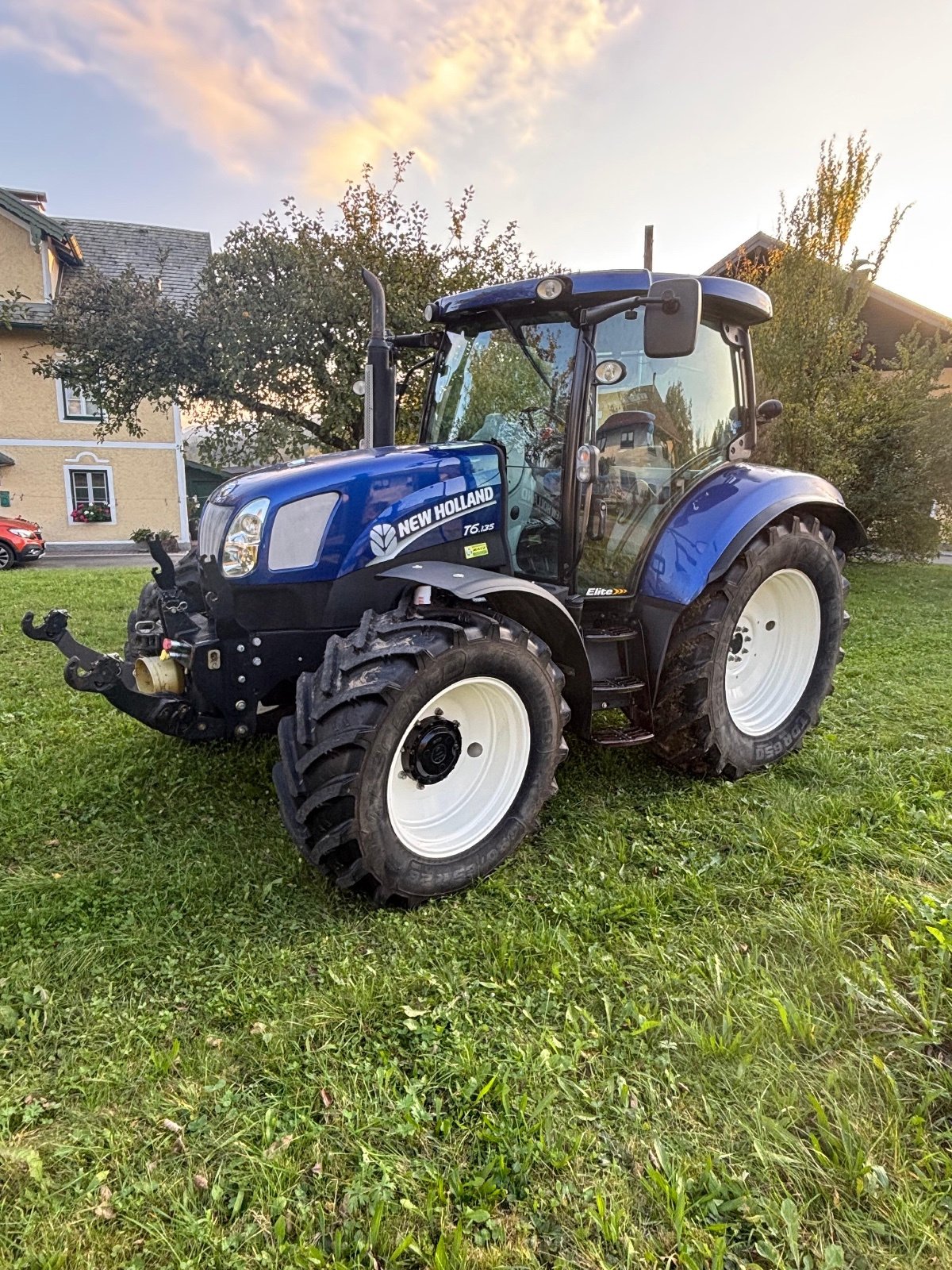 Traktor типа New Holland T6020 Elite, Gebrauchtmaschine в Oberhofen (Фотография 2)