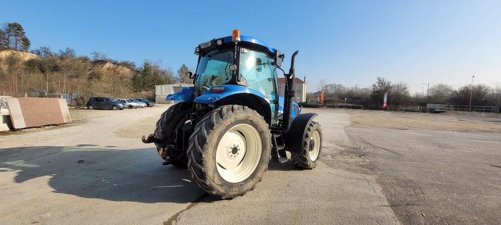 Traktor des Typs New Holland T6020 élite, Gebrauchtmaschine in Einvaux (Bild 4)