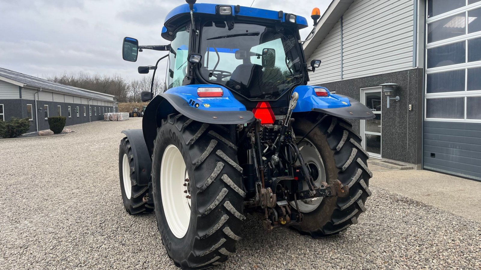Traktor от тип New Holland T6020 Plus, med frontlæsser, Gebrauchtmaschine в Lintrup (Снимка 12)