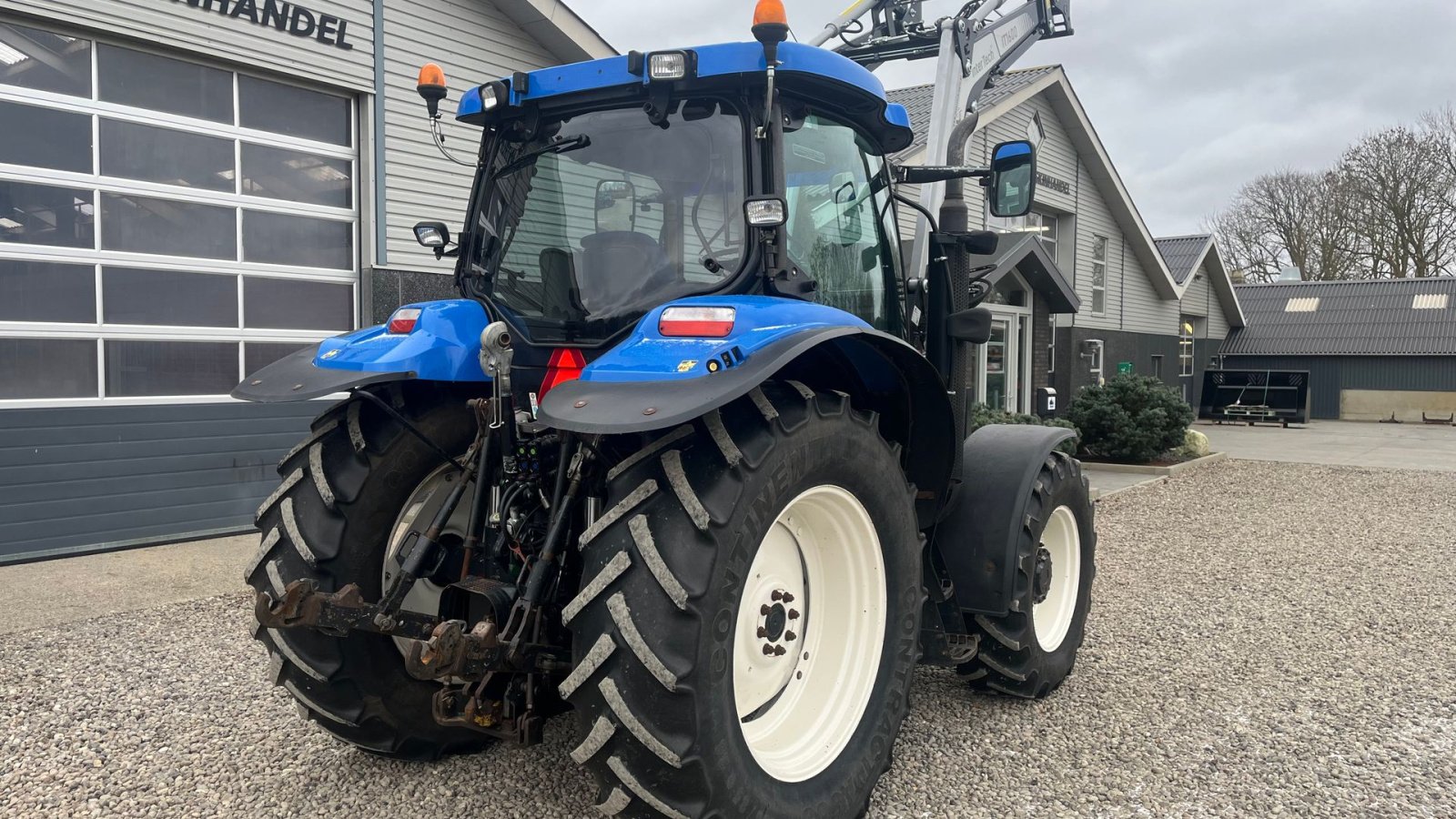 Traktor от тип New Holland T6020 Plus, med frontlæsser, Gebrauchtmaschine в Lintrup (Снимка 14)