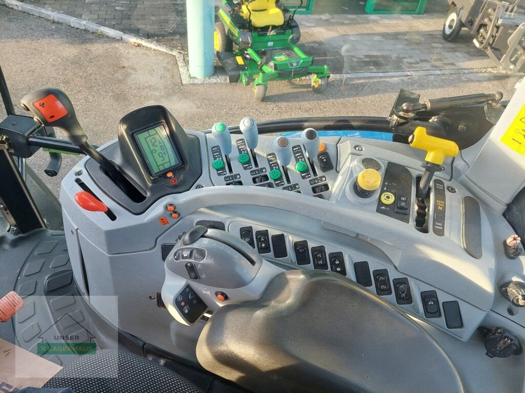 Traktor от тип New Holland T6020, Gebrauchtmaschine в Haag (Снимка 11)