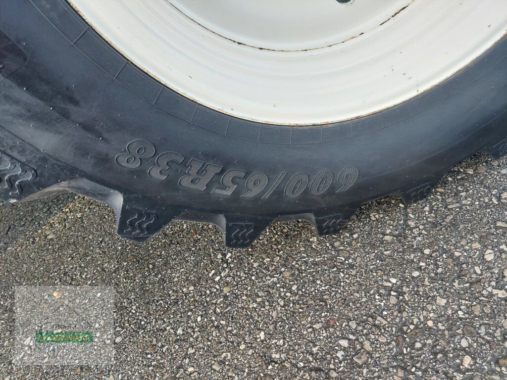 Traktor от тип New Holland T6020, Gebrauchtmaschine в Haag (Снимка 18)