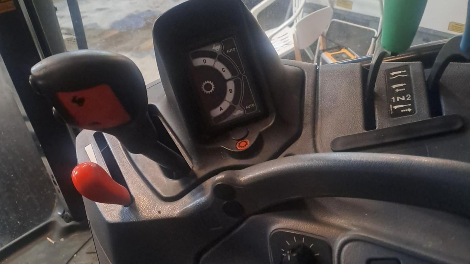 Traktor tipa New Holland T6030 Delta NEW HOLLAND 6030 DELTA, Gebrauchtmaschine u Nibe (Slika 4)