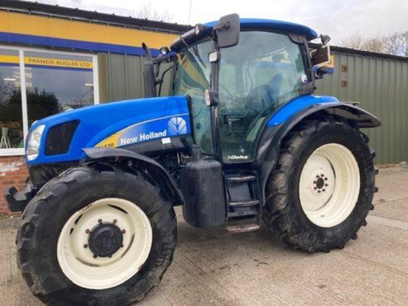 Traktor of the type New Holland t6030 delta, Gebrauchtmaschine in DORSET (Picture 1)
