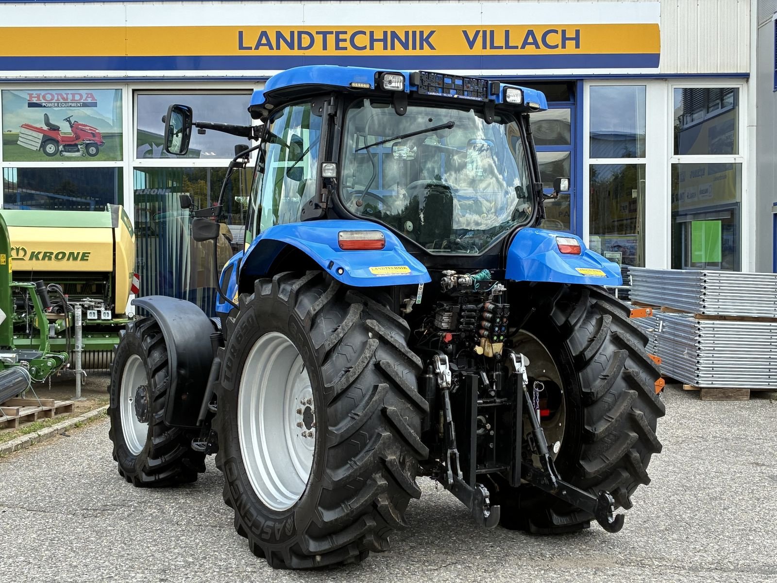 Traktor του τύπου New Holland T6040 Elite, Gebrauchtmaschine σε Villach (Φωτογραφία 3)