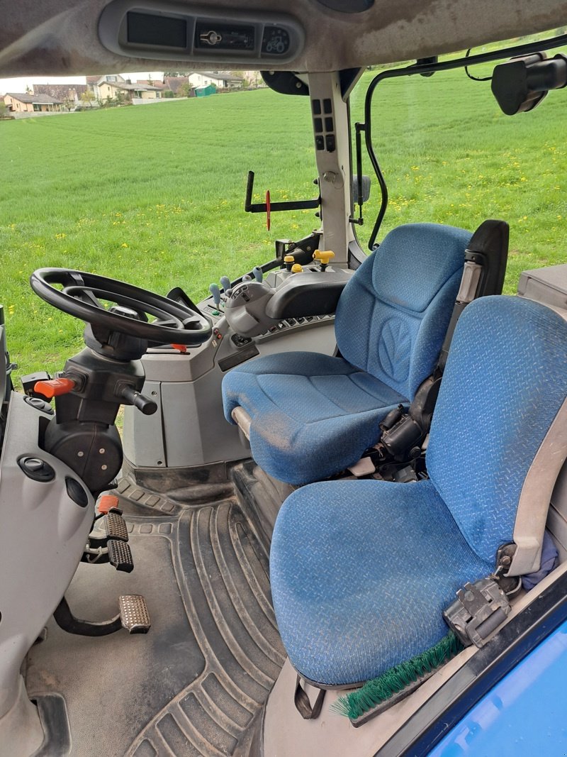 Traktor des Typs New Holland T6040, Gebrauchtmaschine in Kleinandelfingen (Bild 6)