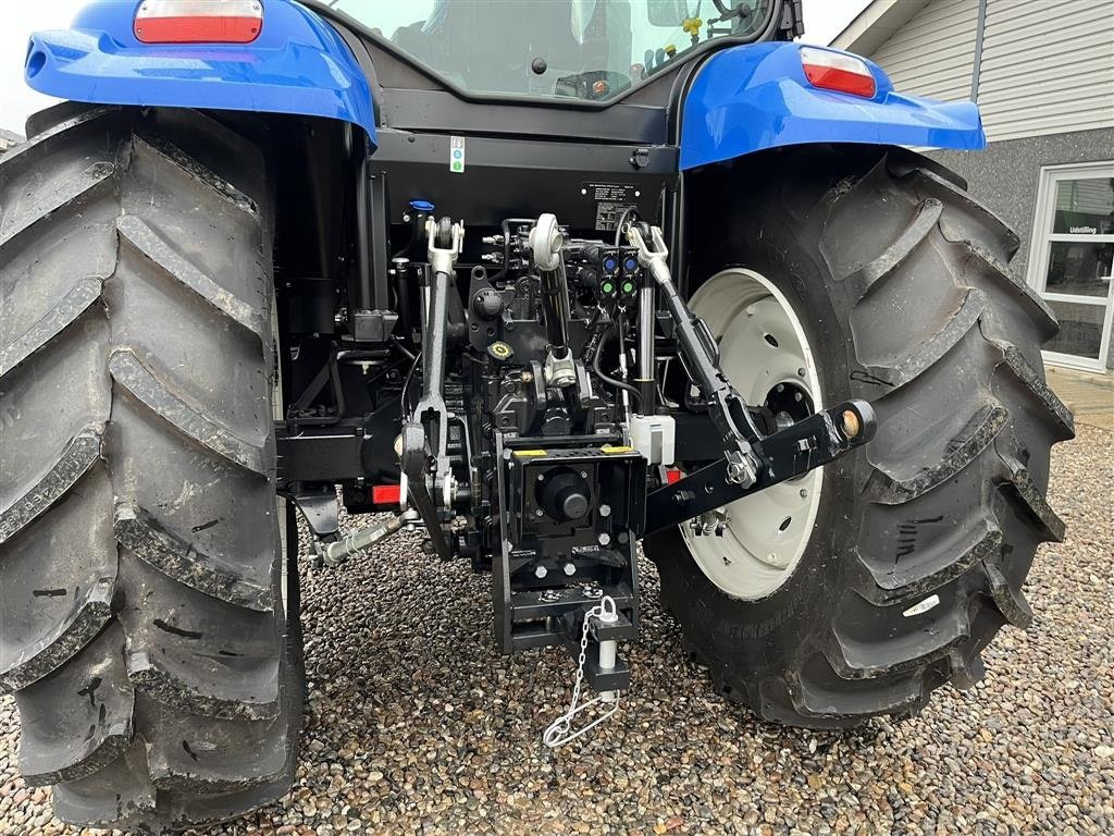 Traktor tip New Holland T6050 Delta - EXPORT, Gebrauchtmaschine in Lintrup (Poză 11)