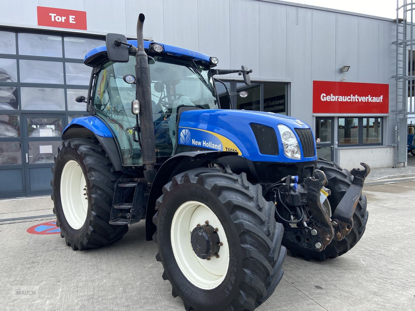 Traktor typu New Holland T6050 Elite, Gebrauchtmaschine v Burgkirchen (Obrázek 3)