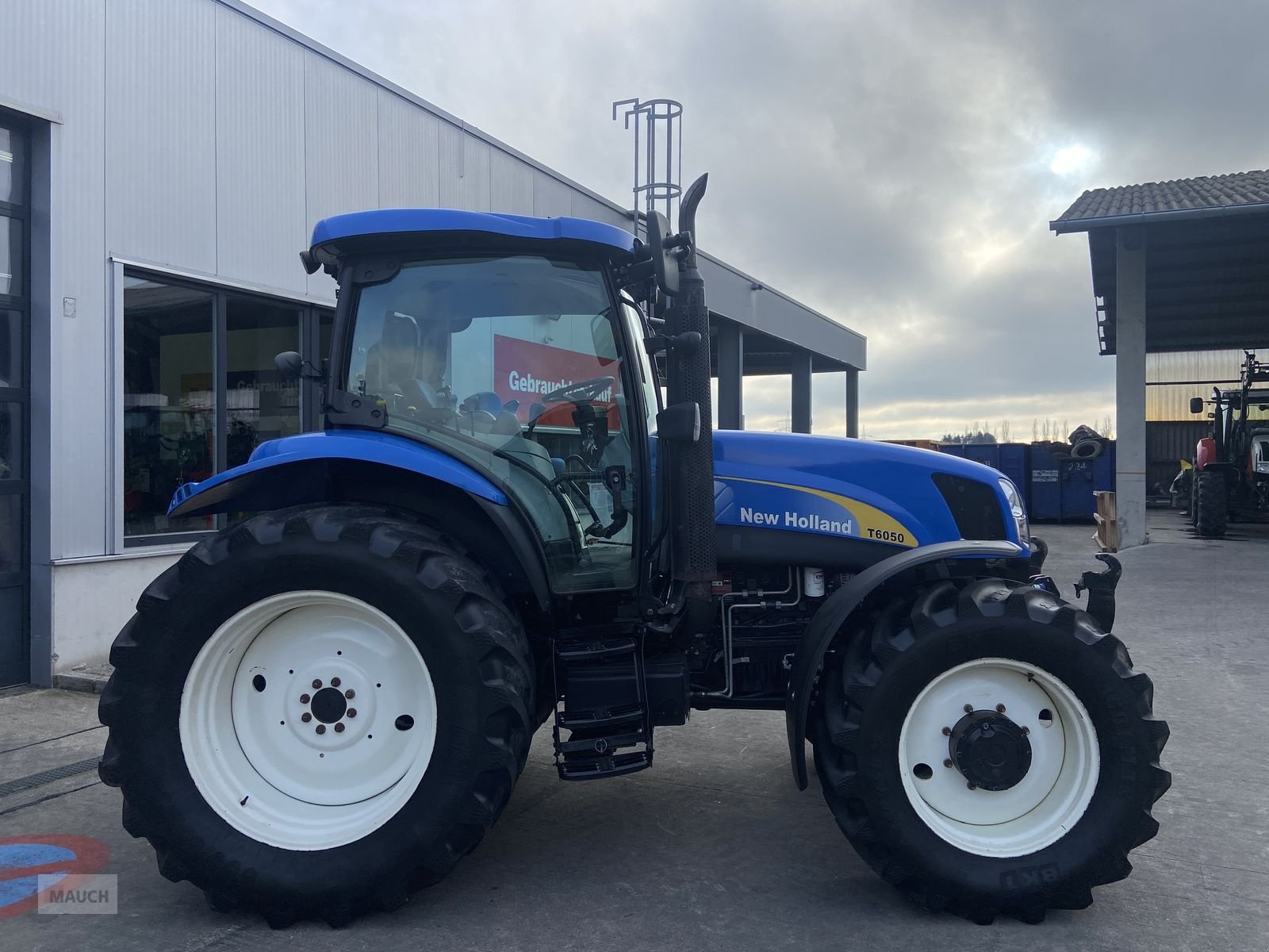 Traktor za tip New Holland T6050 Elite, Gebrauchtmaschine u Burgkirchen (Slika 4)