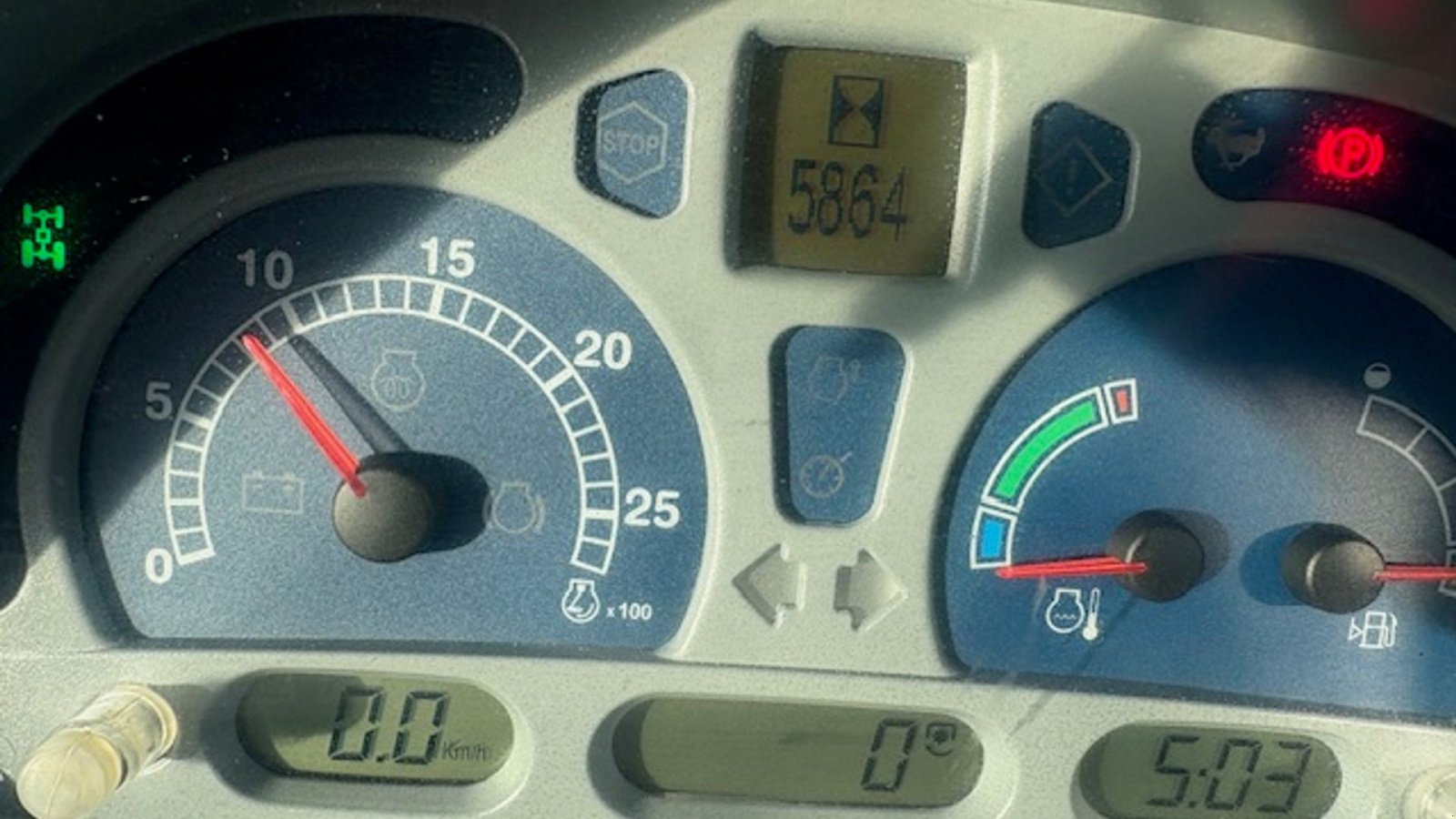 Traktor des Typs New Holland T6050, Gebrauchtmaschine in Dronninglund (Bild 19)