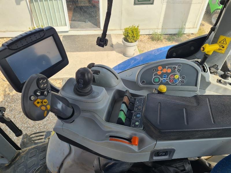 Traktor tipa New Holland T6050APC, Gebrauchtmaschine u BRAY en Val (Slika 9)