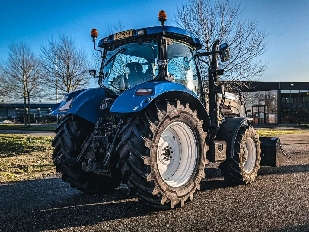 Traktor типа New Holland T6060 T6060, Gebrauchtmaschine в Groningen (Фотография 7)