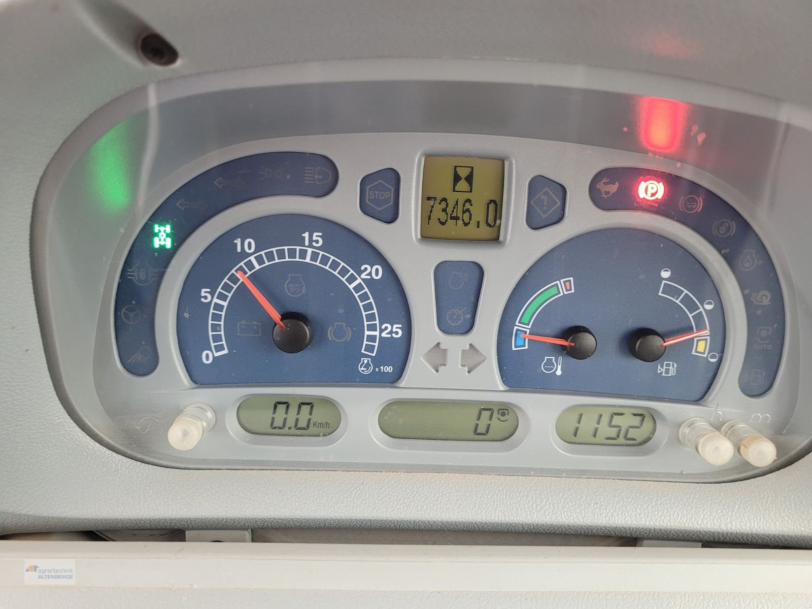 Traktor типа New Holland T6070 Elite, Gebrauchtmaschine в Altenberge (Фотография 8)