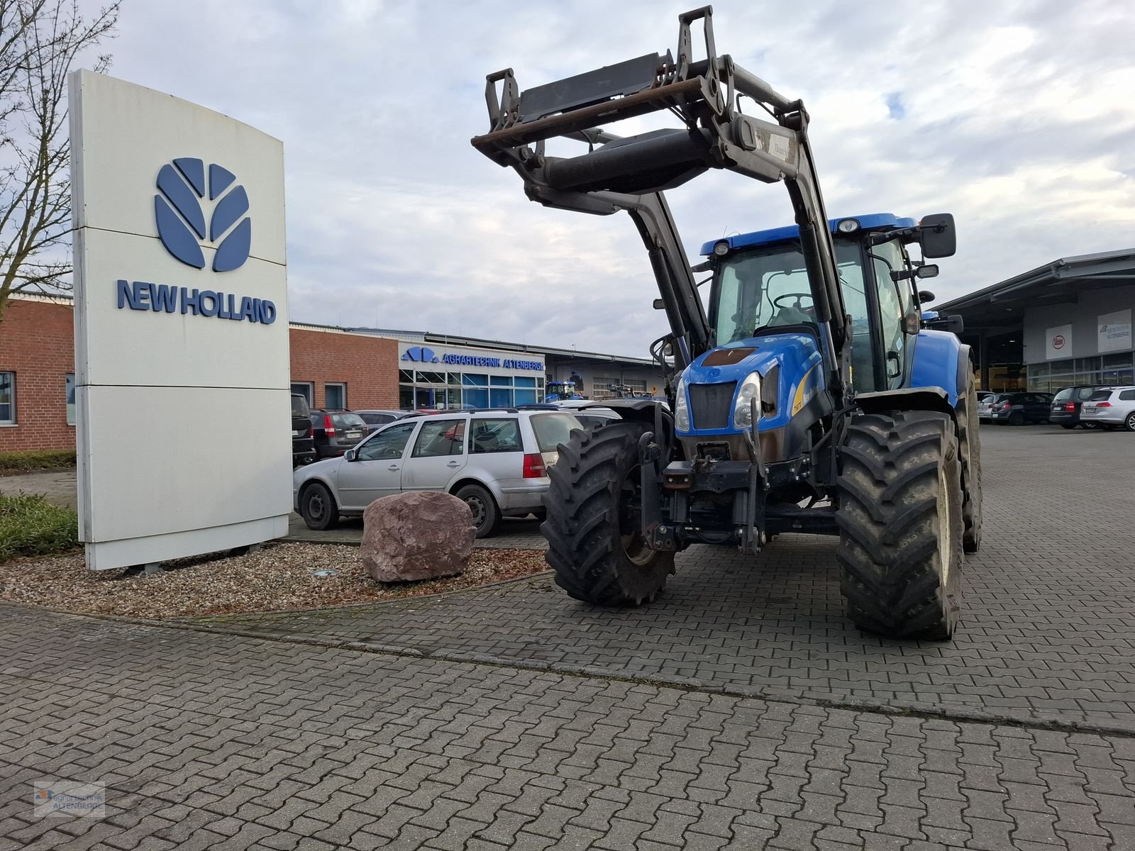 Traktor of the type New Holland T6070 Elite, Gebrauchtmaschine in Altenberge (Picture 3)