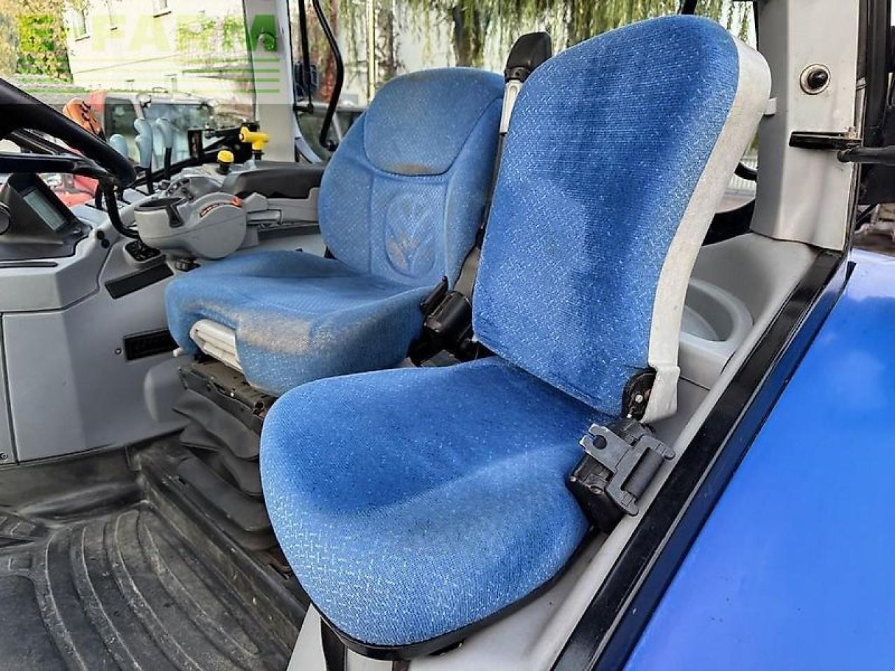 Traktor typu New Holland t6070 powercommand, Gebrauchtmaschine w DAMAS?AWEK (Zdjęcie 12)