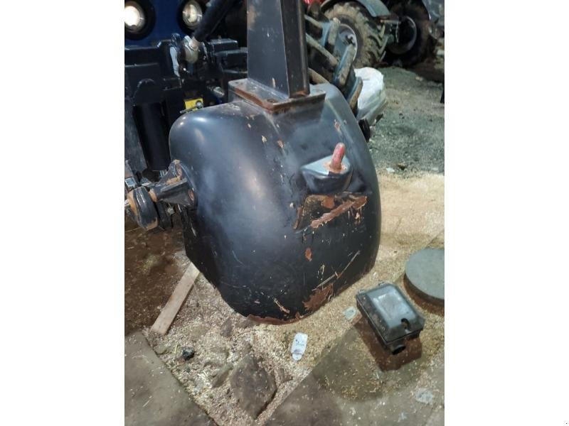 Traktor of the type New Holland T6080 APC, Gebrauchtmaschine in BRAY en Val (Picture 5)