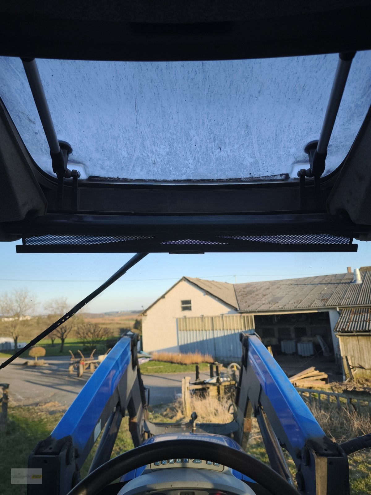 Traktor of the type New Holland T6080 PC, Gebrauchtmaschine in Jucken (Picture 11)