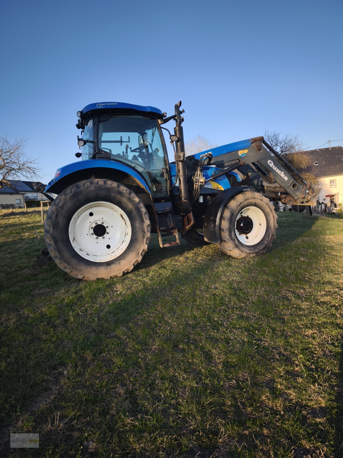Traktor of the type New Holland T6080 PC, Gebrauchtmaschine in Jucken (Picture 1)